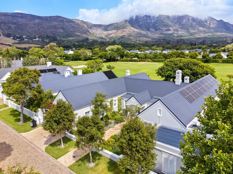 3 Bedroom Property for Sale in Steenberg Estate Western Cape